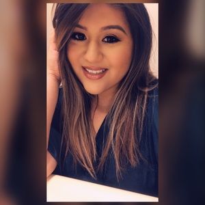 Meet your Posher, Roxana